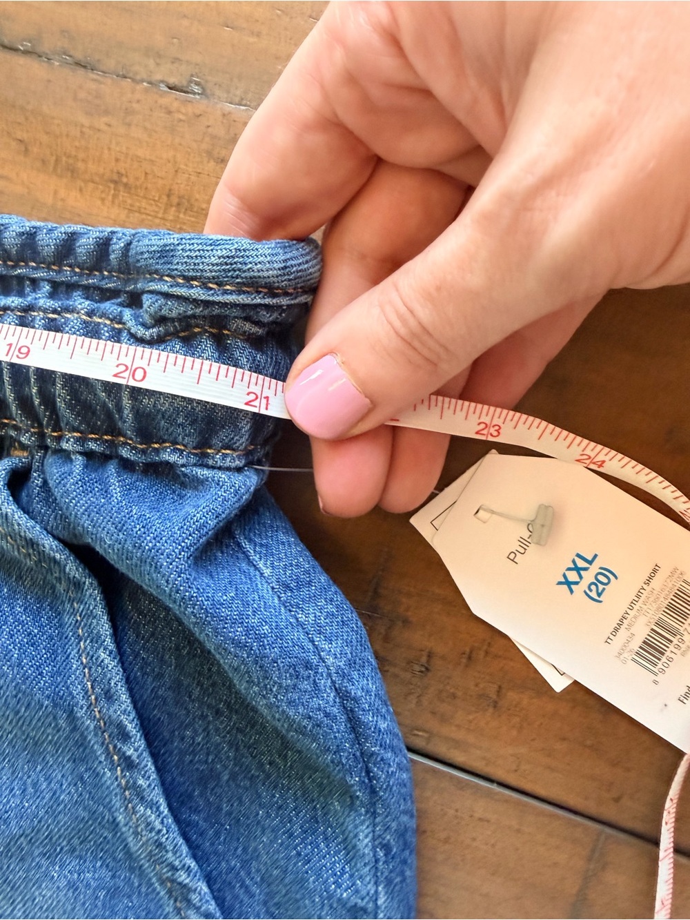 Time and Tru Blue Denim Elastic Waist Drawstring Shorts - Picture 6 of 9